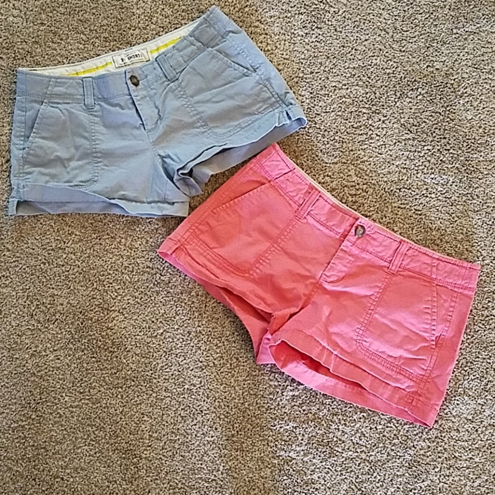 2 Old Navy perfect 3 1/2 inch shorts size 2